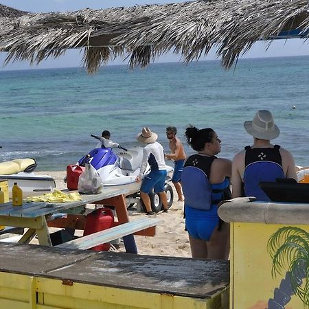 Castaways Cayman Beach Resort North Side Luaran gambar